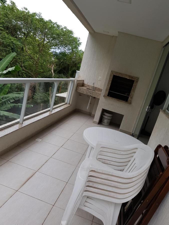 Apartamento Apartamento 200M Da Praia Bombinhas Exterior foto