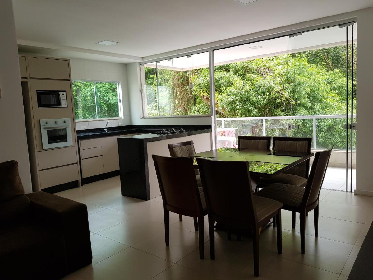 Apartamento Apartamento 200M Da Praia Bombinhas Exterior foto